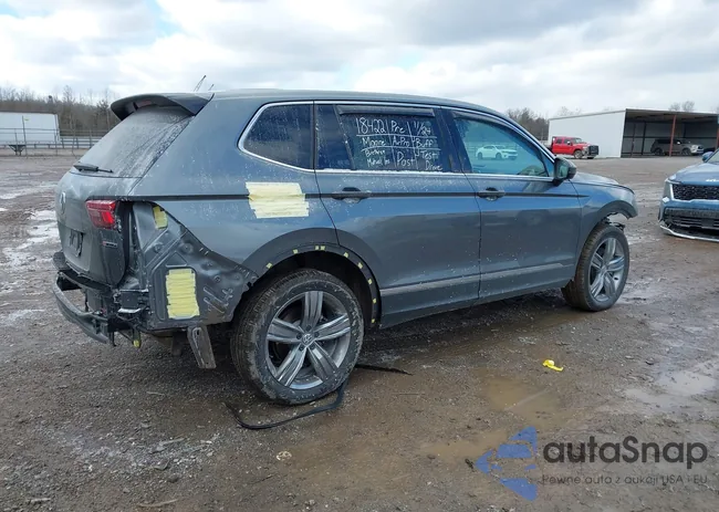 3VV2B7AX5MM037525: 44223750