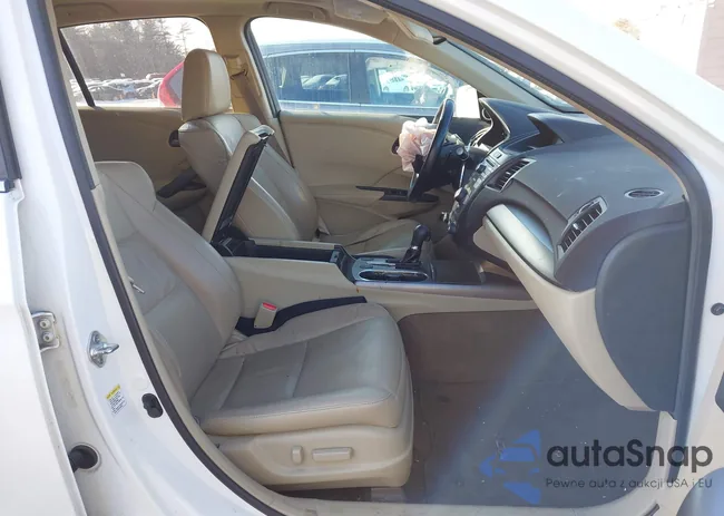 5J8TB4H35EL004713: 44223781