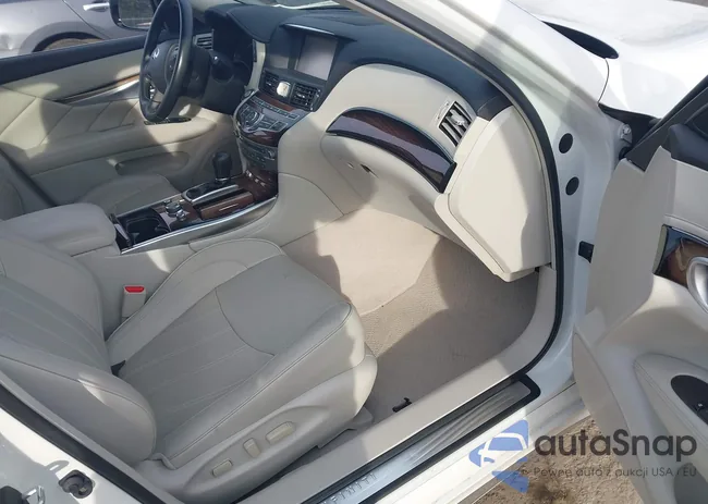 JN1BY1PR2FM830110: 44222974