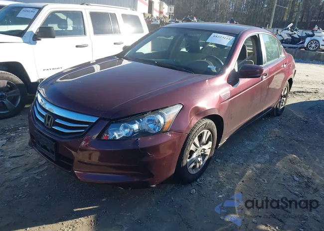 1HGCP2F48BA075610: 44223118