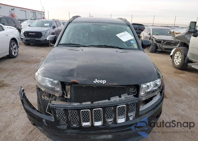 1C4NJCEB9HD182476: 44223193