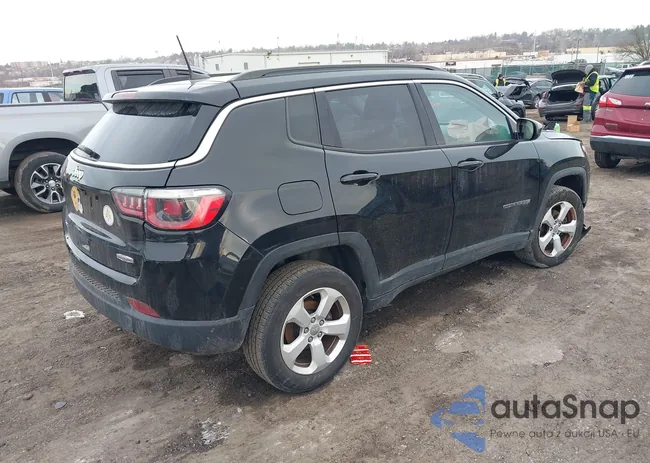 3C4NJDBB4KT595806: 44224362