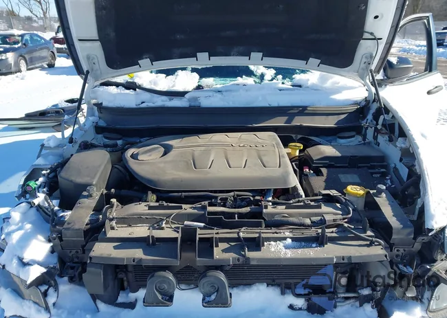 1C4PJMAS9HW566976: 44224457