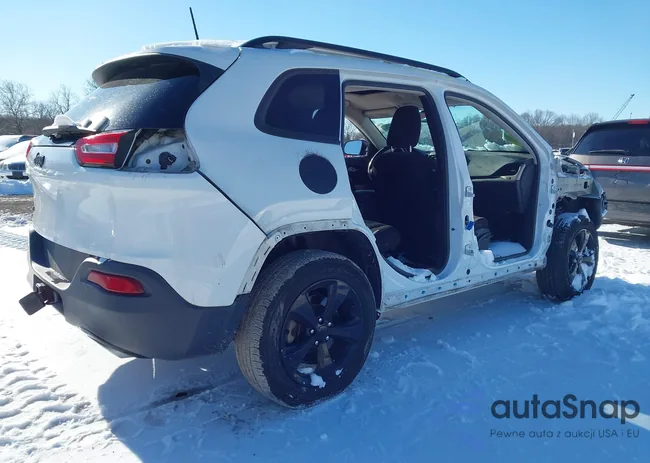 1C4PJMAS9HW566976: 44224457