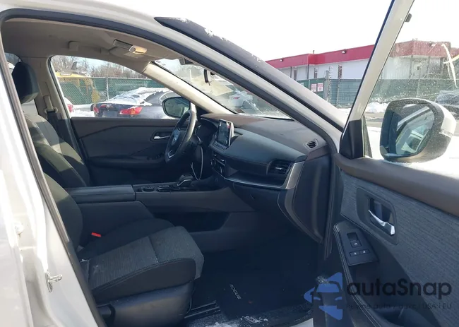 JN8BT3BBXPW466403: 44224504