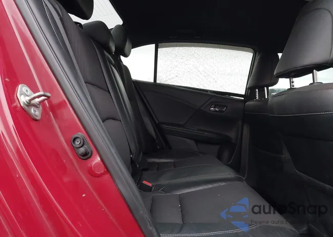 1HGCR2F57HA067042: 44224510