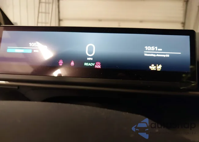 VCF1ZBU20PG004665: 44224782