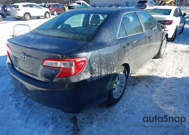 4T4BF1FK8ER373889: 44224818