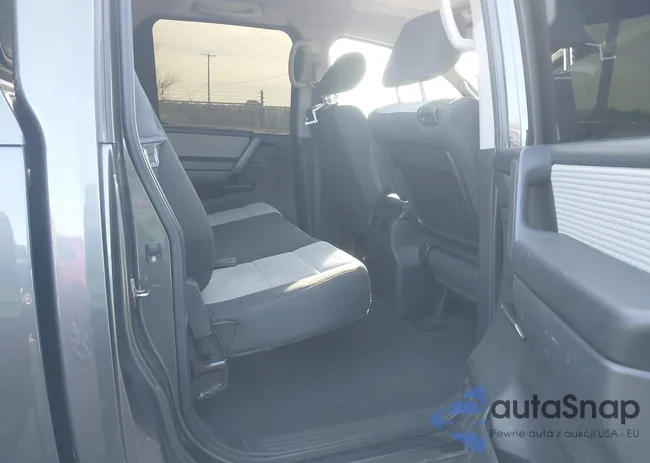 1N6BA0ECXCN319211: 44224041