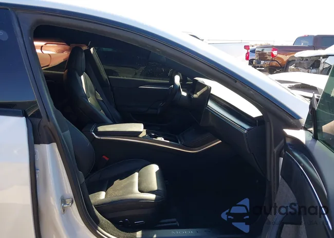 5YJSA1E62MF452886: 44224071