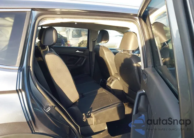 3VV2B7AX7NM019562: 44224095