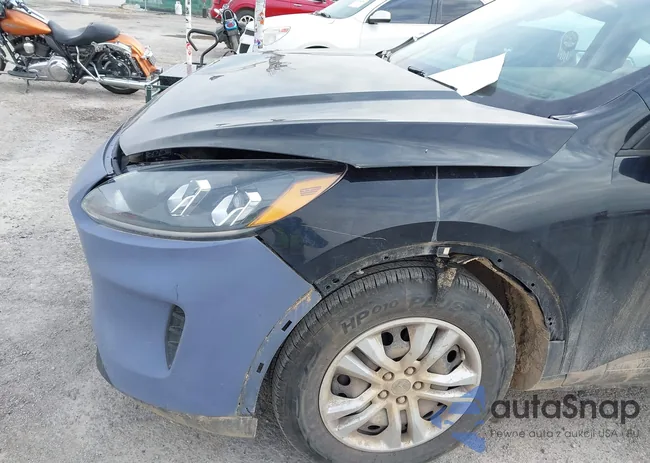 1FMCU0F61MUA13153: 44224157