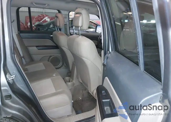 1C4NJRBB2CD616513: 44224208