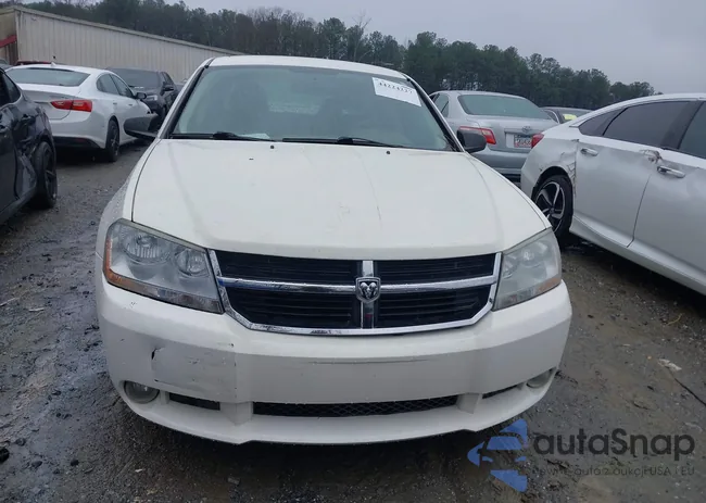 1B3LC56B69N538701: 44224227