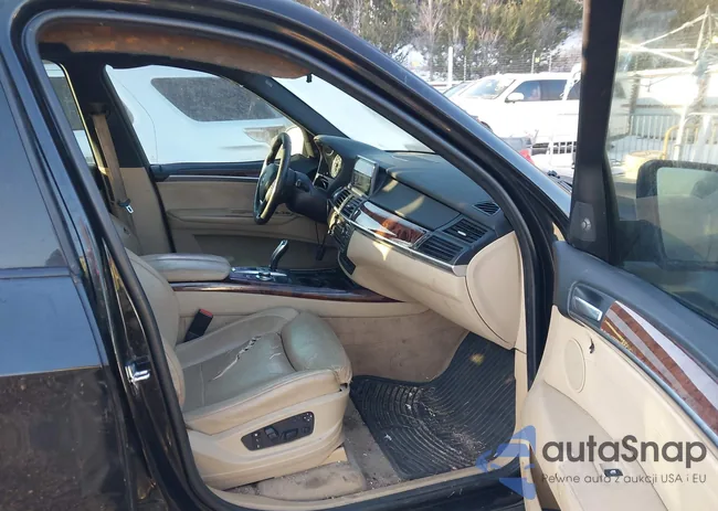 5UXFE83597LZ46185: 44224324