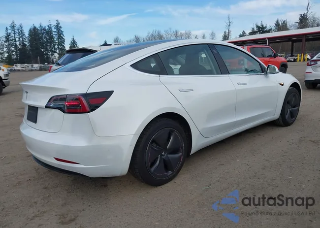 5YJ3E1EAXKF485032: 44224338