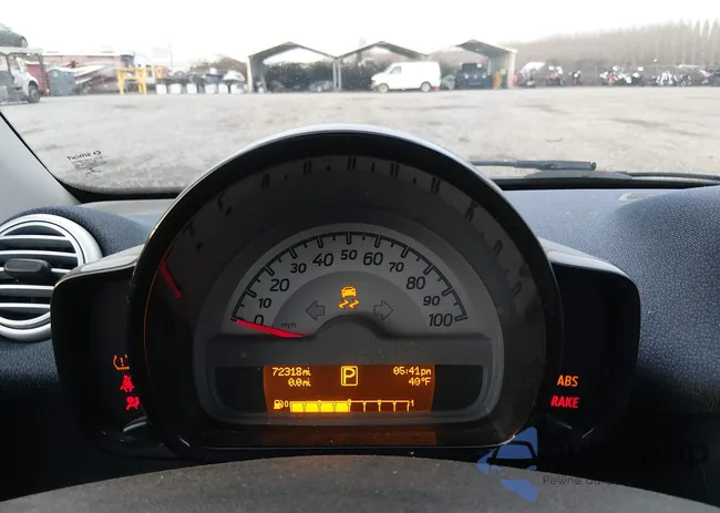 WMEEK3BA1FK826913: 44225365