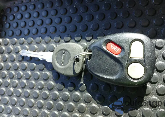 2GCEK13Z771109621: 44225435