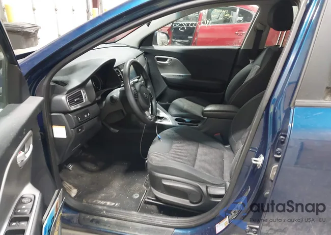 KNDCB3LC6K5255854: 44225543