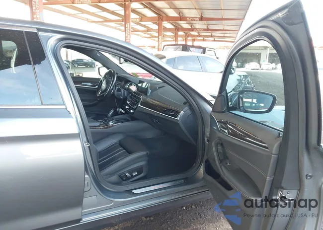 WBAJA5C32HG893745: 44225566