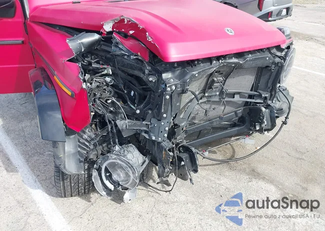 WDCYC6BJ3KX310926: 44225646