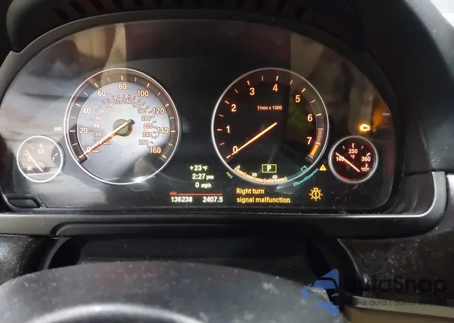 WBAFR7C55BC607168: 44225655