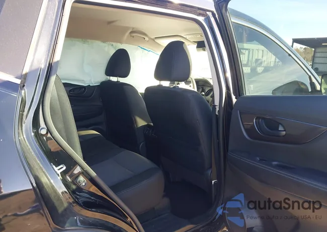 JN8AT2MT2KW500483: 44225826