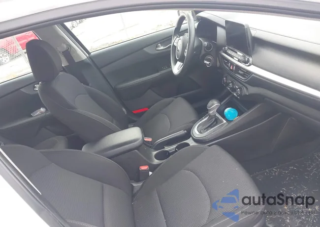 3KPF24AD0ME357964: 44225876