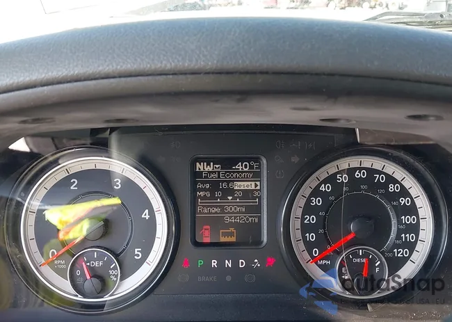 3C6UR5CL4JG256611: 44225943