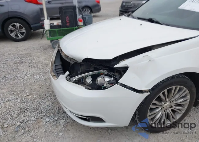 1C3CCBCBXCN144806: 44224998