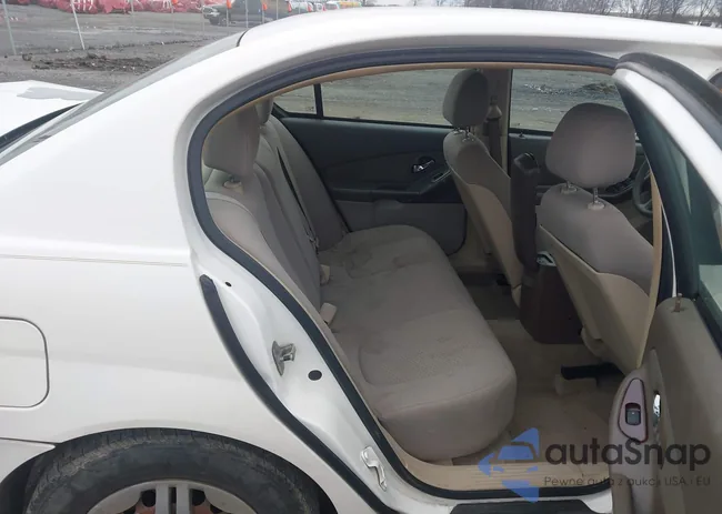 1G1ZS58F98F130013: 44225048