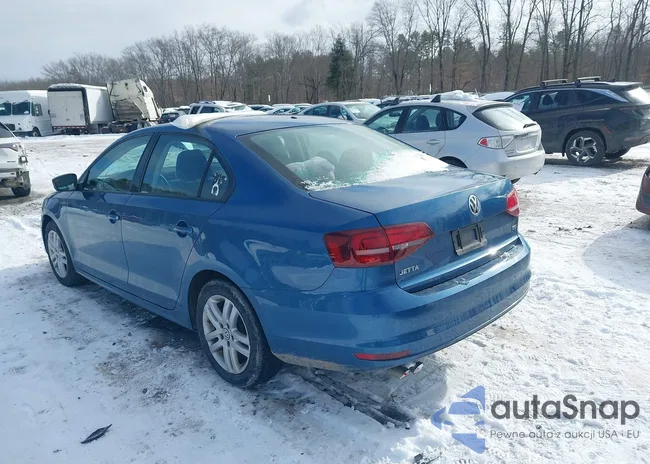 3VW2B7AJ3JM257524: 44225175