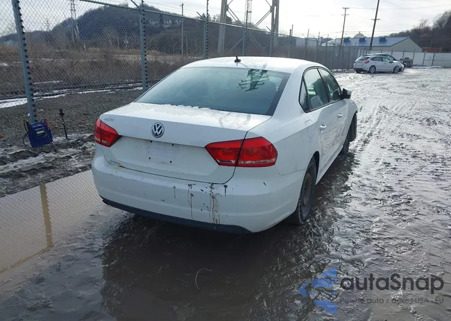 1VWAP7A39EC006755: 44225333