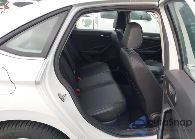 3VWCB7BU0KM197054: 44225344