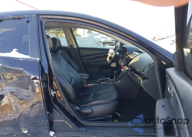 1YVHZ8CH9D5M06872: 44225354