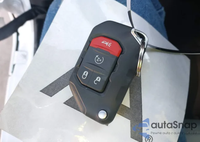 1C6HJTAGXPL532756: 44226371