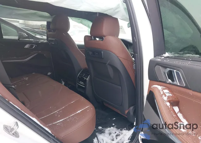 5UXCR6C02M9E64038: 44226374