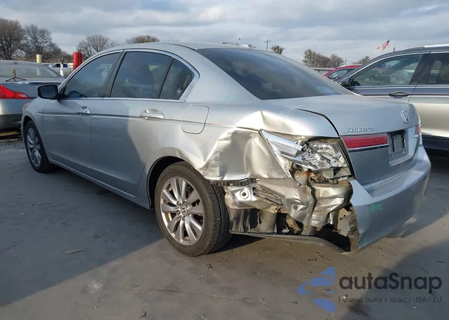 1HGCP2F85CA004112: 44226427