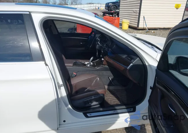 WBA5B1C50ED482043: 44226439