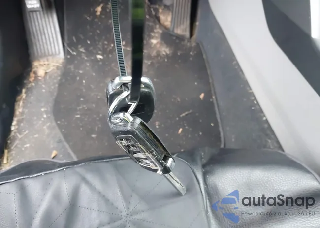 5NPE24AF3FH058965: 44226537