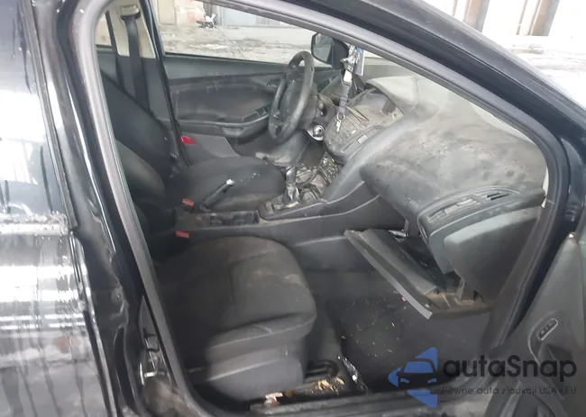 1FADP3E25FL299765: 44226571