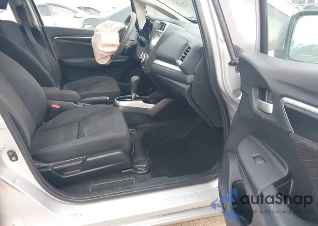 3HGGK5H82FM777030: 44226718