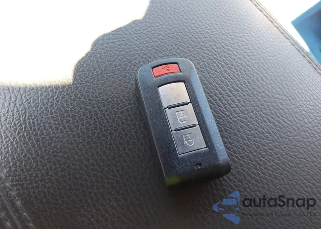 JA4JS4AX4AZ002472: 44226770