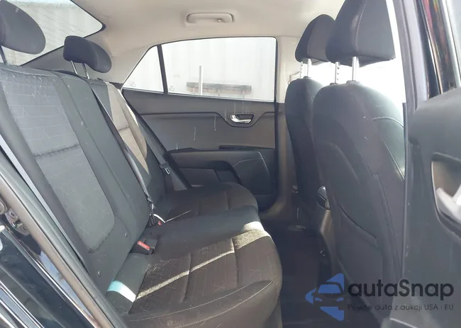 3KPA24AD0LE353373: 44226856