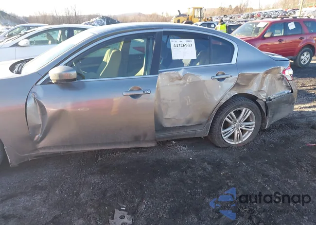 JN1CV6AR7DM754366: 44226933