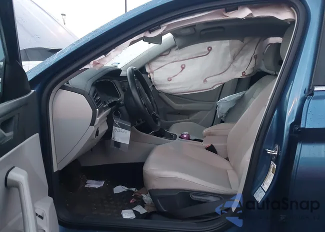 3VWC57BU9LM091677: 44226014