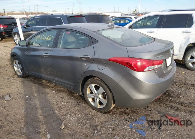 5NPDH4AE3DH255763: 44226027