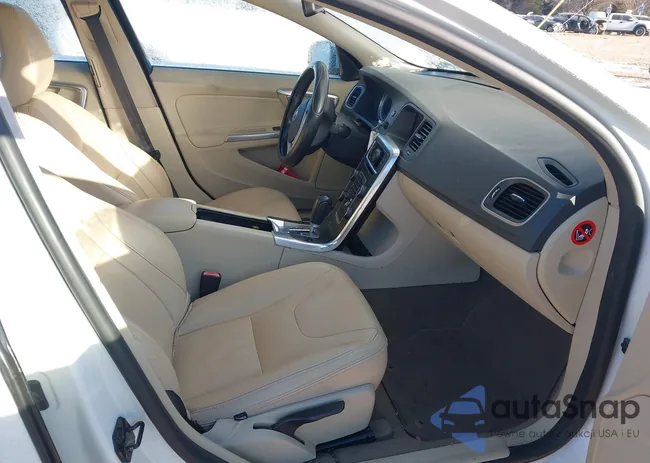 YV1622FS1C2046691: 44226097