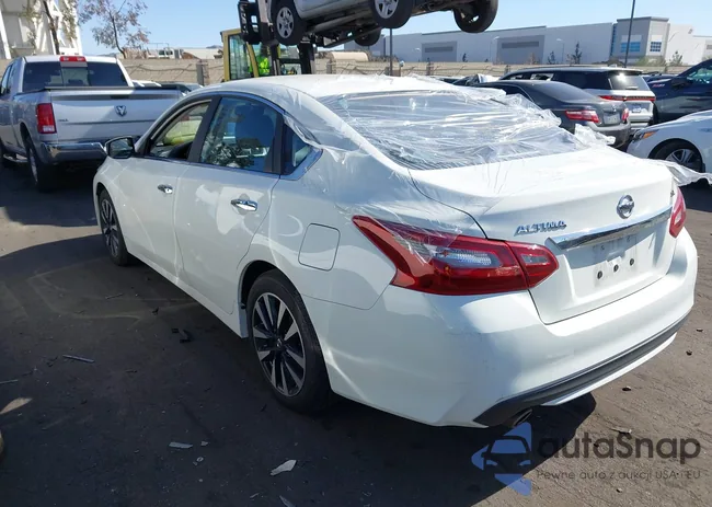 1N4AL3APXJC173166: 44226116