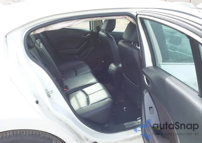 3MZBN1V32JM210419: 44226265